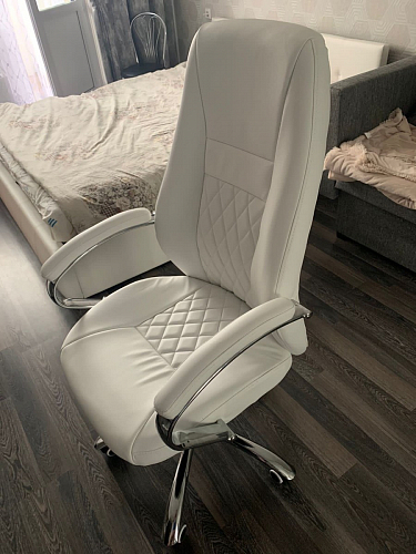 Компьютерное кресло Aragon белое фото покупателя 214