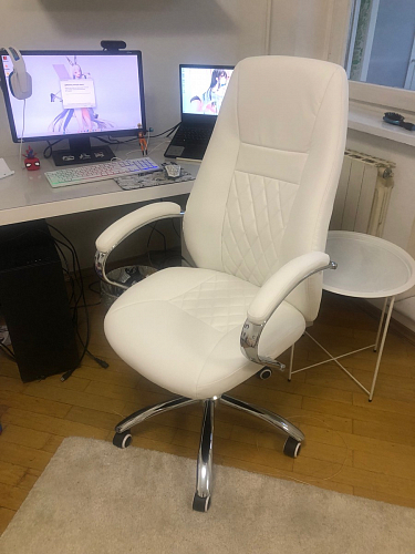 Компьютерное кресло Aragon белое фото покупателя 169