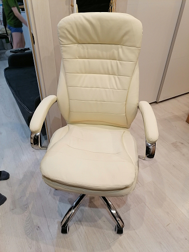 Компьютерное кресло Tomar коричневое фото покупателя 122