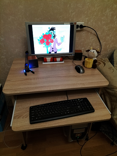 Компьютерный стол КСТ-10.1 Венге  - Уцененный экземпляр фото покупателя 2