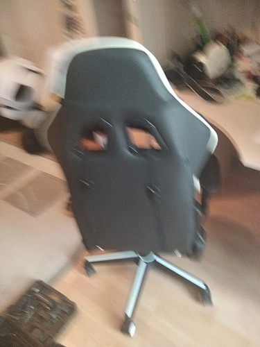 Компьютерное кресло Racer черный / красный / бежевый фото покупателя 121