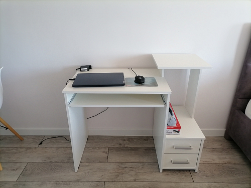 Стол компьютерный Джаз-24 правый белый фото покупателя 8