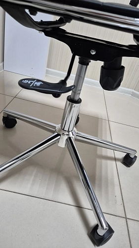 Компьютерное кресло Reus pu white / chrome фото покупателя 19
