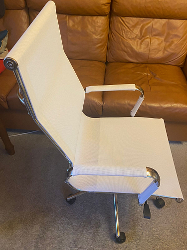 Компьютерное кресло Reus черная сетка / хром фото покупателя 44