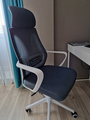 Компьютерное кресло Golem dark gray / gray / white фото покупателя 27