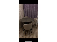 Стул на металлокаркасе Gabi 1 бежевый / черный с серебряными наконечниками фото покупателя 276