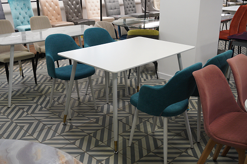 Стол Bianka черный из шоурума 4