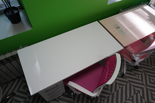 Компьютерное кресло Ergoplus light gray / white из шоурума 7