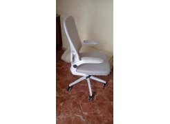 Компьютерное кресло Konfi light gray / white фото покупателя 277