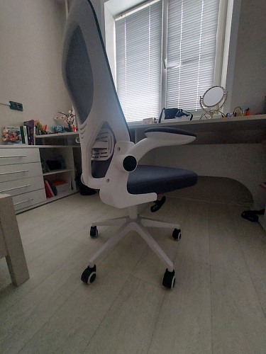 Компьютерное кресло Konfi light gray / white фото покупателя 42