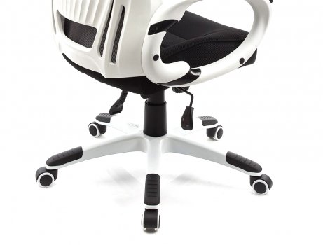 Компьютерное кресло Burgos белое
